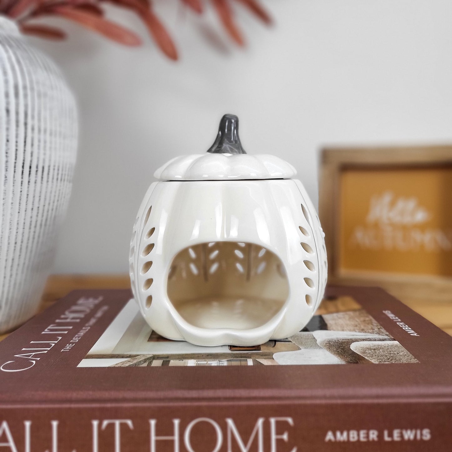Cream Leaf Cutout Pumpkin Wax Melt Burner