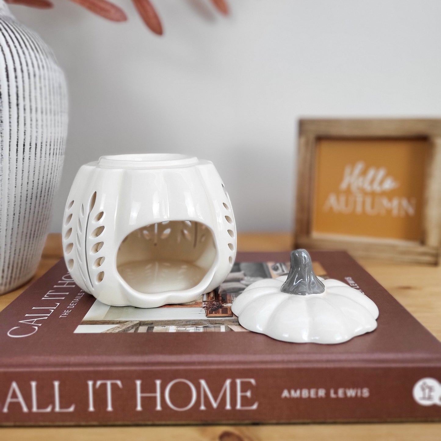 Cream Leaf Cutout Pumpkin Wax Melt Burner