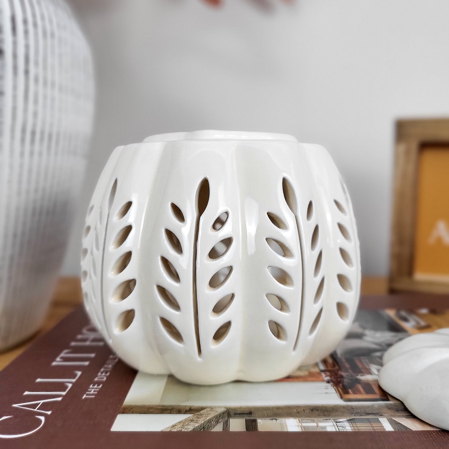 Cream Leaf Cutout Pumpkin Wax Melt Burner
