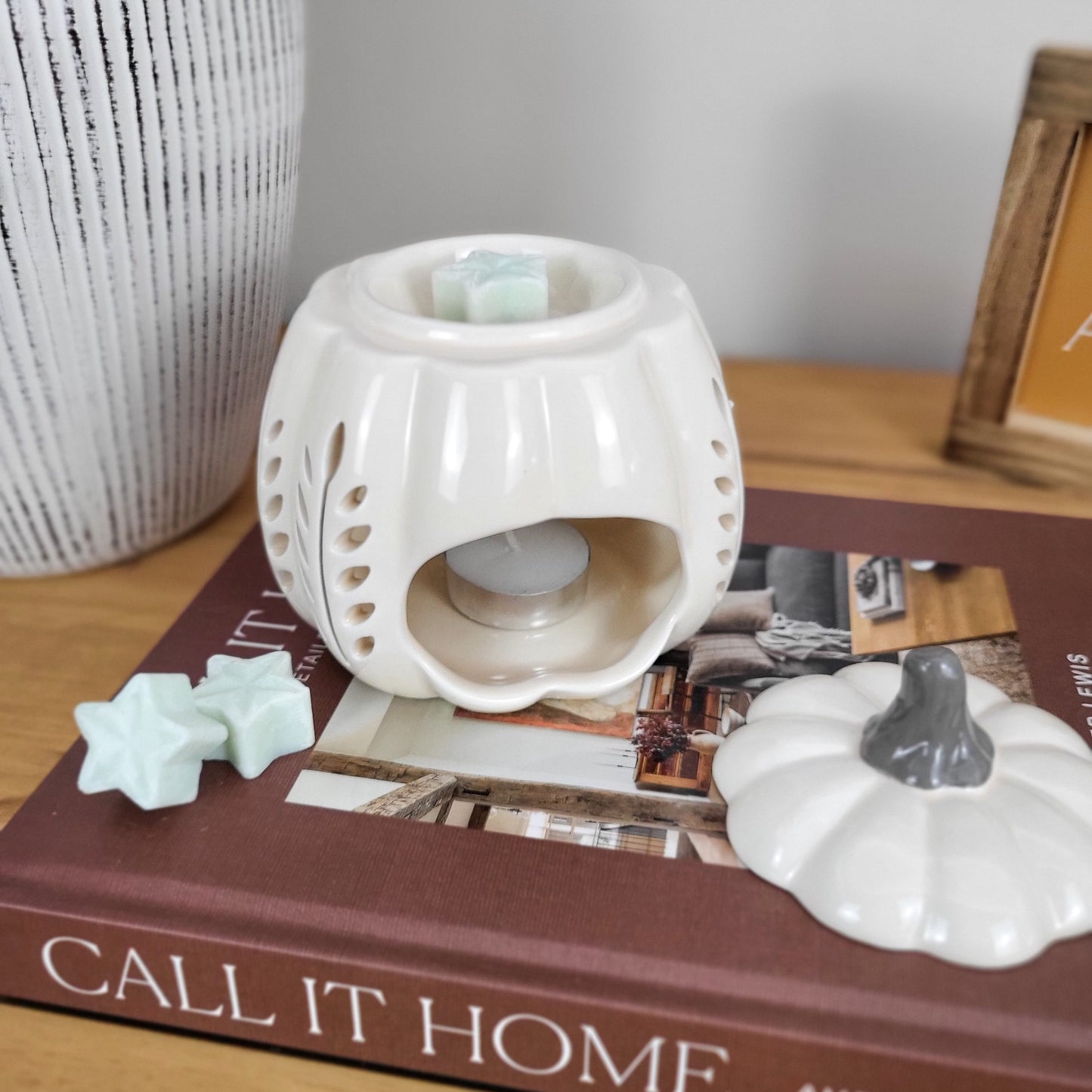 Cream Leaf Cutout Pumpkin Wax Melt Burner