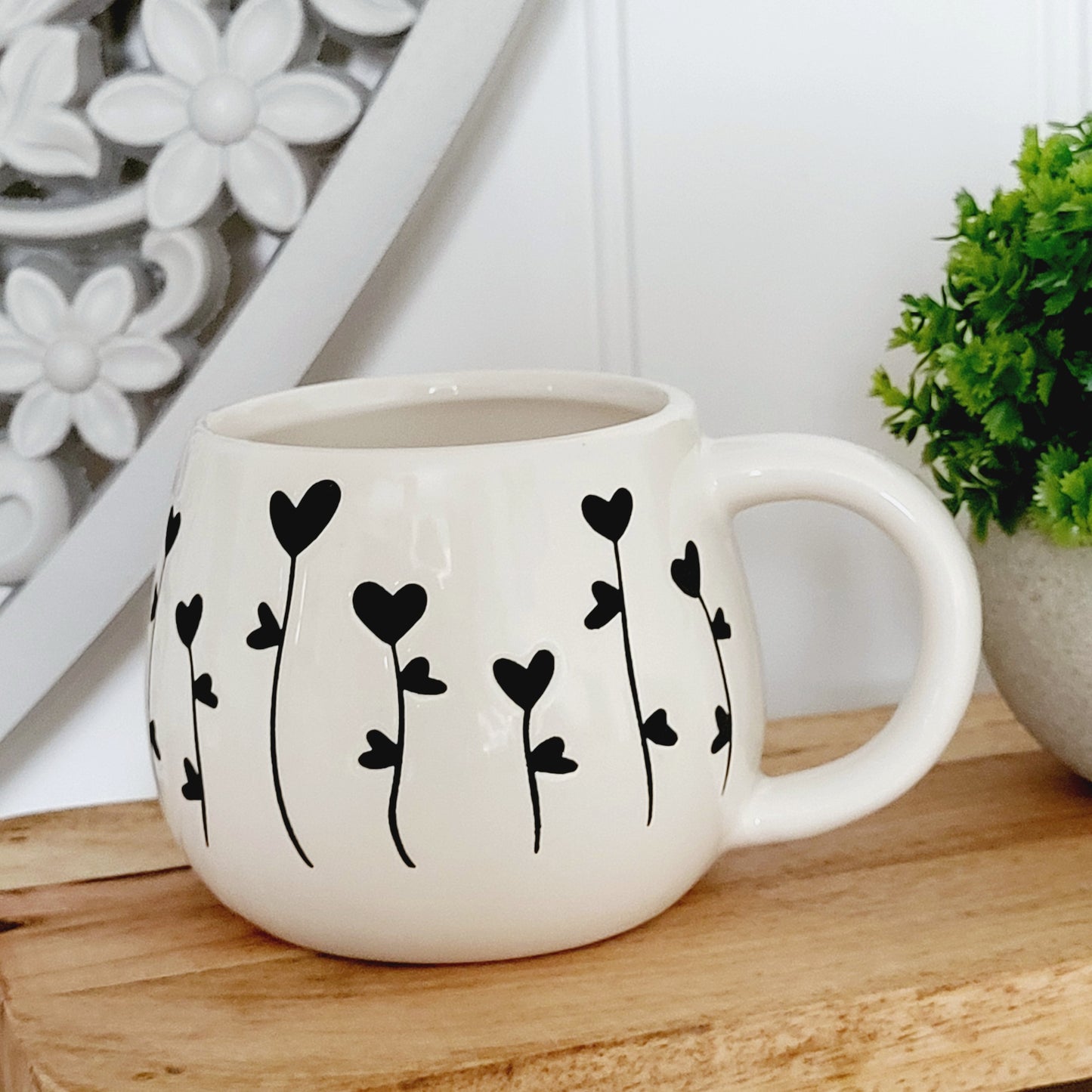 Black Heart Flower Mug