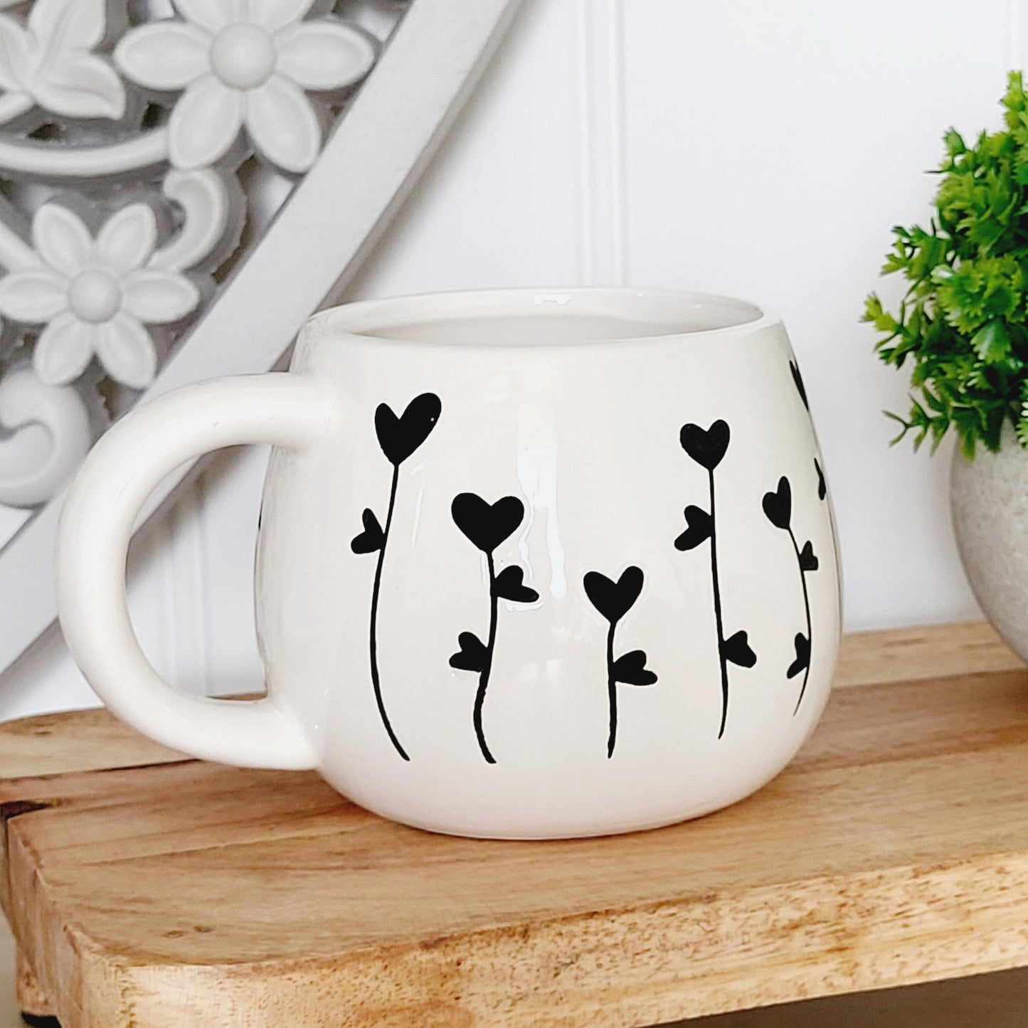 Black Heart Flower Mug