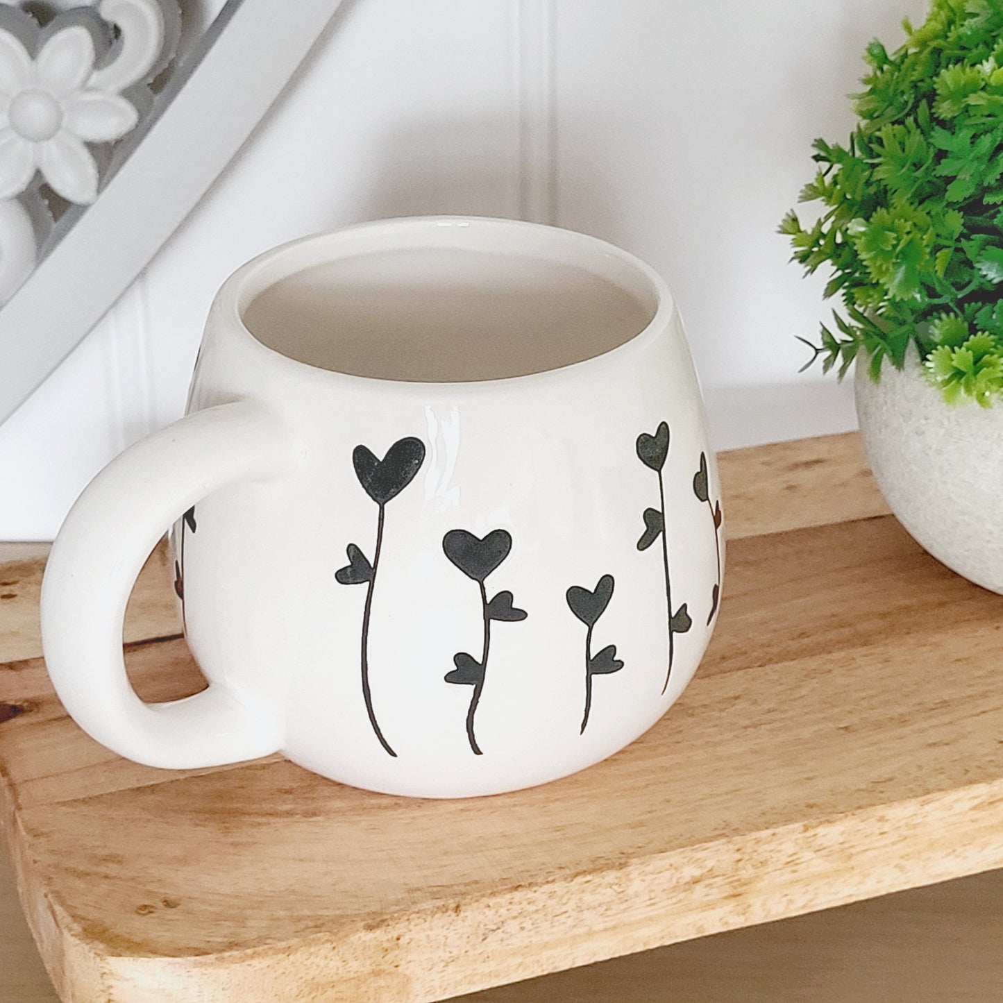 Black Heart Flower Mug