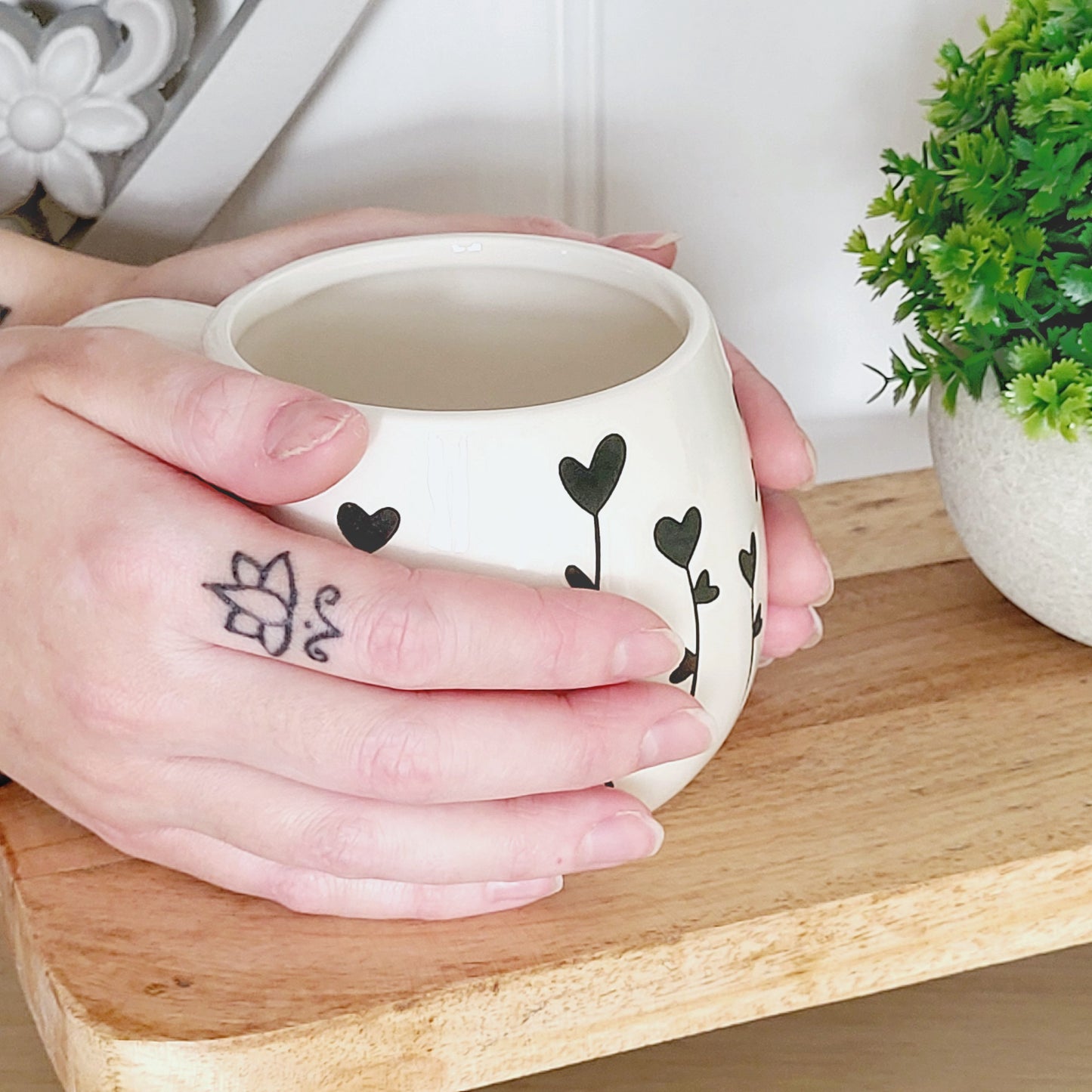 Black Heart Flower Mug