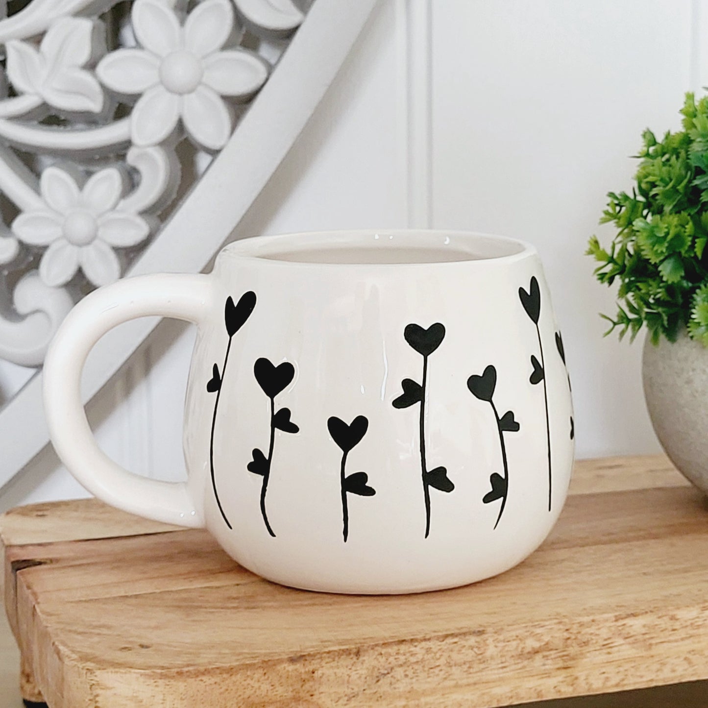 Black Heart Flower Mug