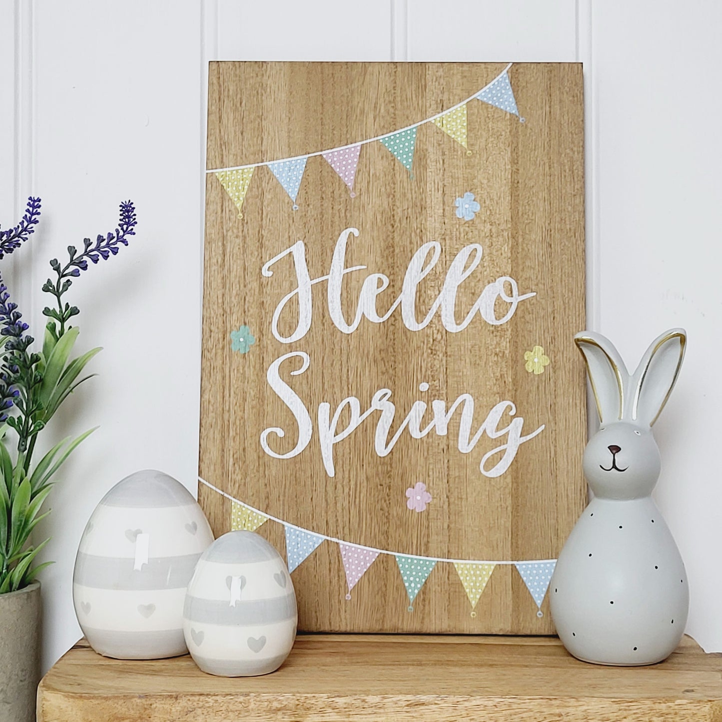 Hello Spring Hanging Sign