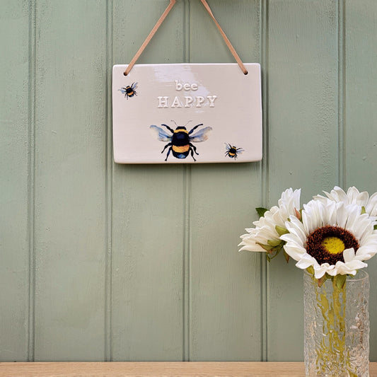 Ceramic Country Bee Hanging Plaque