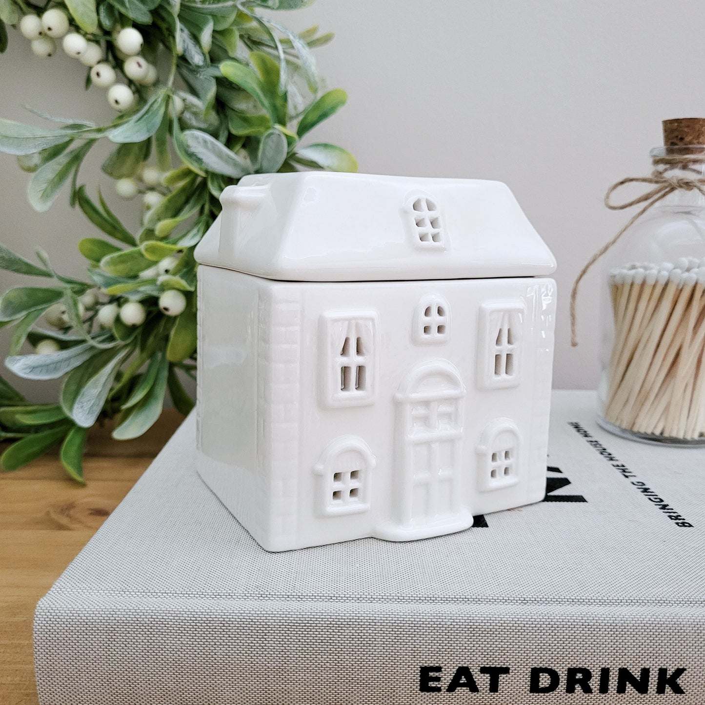 White Ceramic House Oil Burner