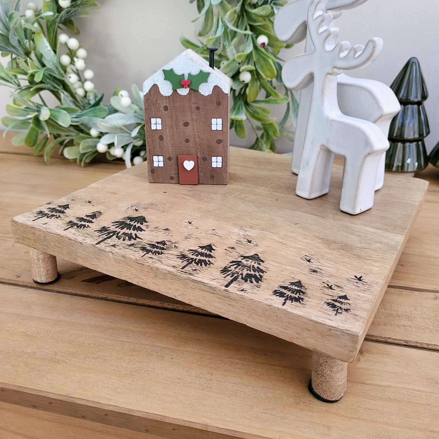 Christmas Tree Raised Wooden Board