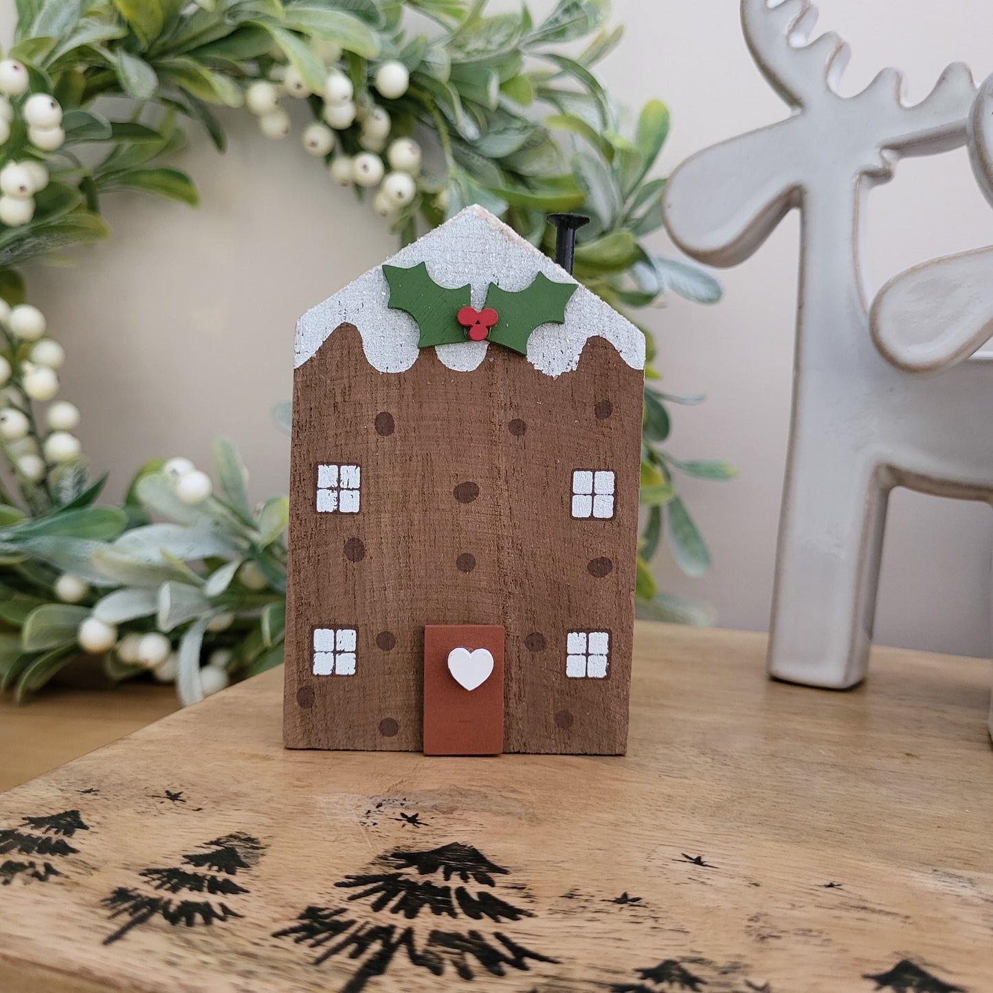 Wooden Christmas Pudding House Block