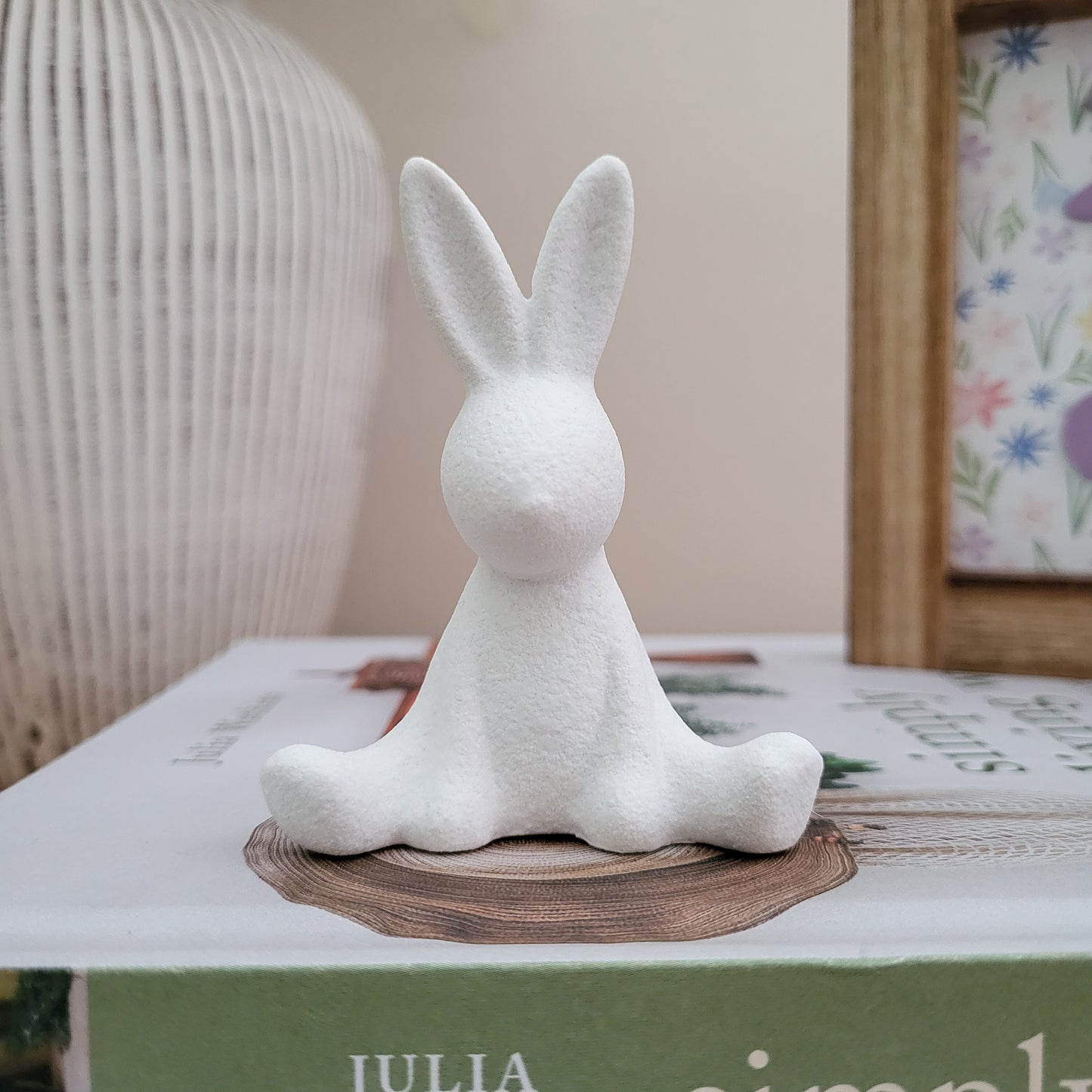 White Textured Sitting Rabbit Ornaments