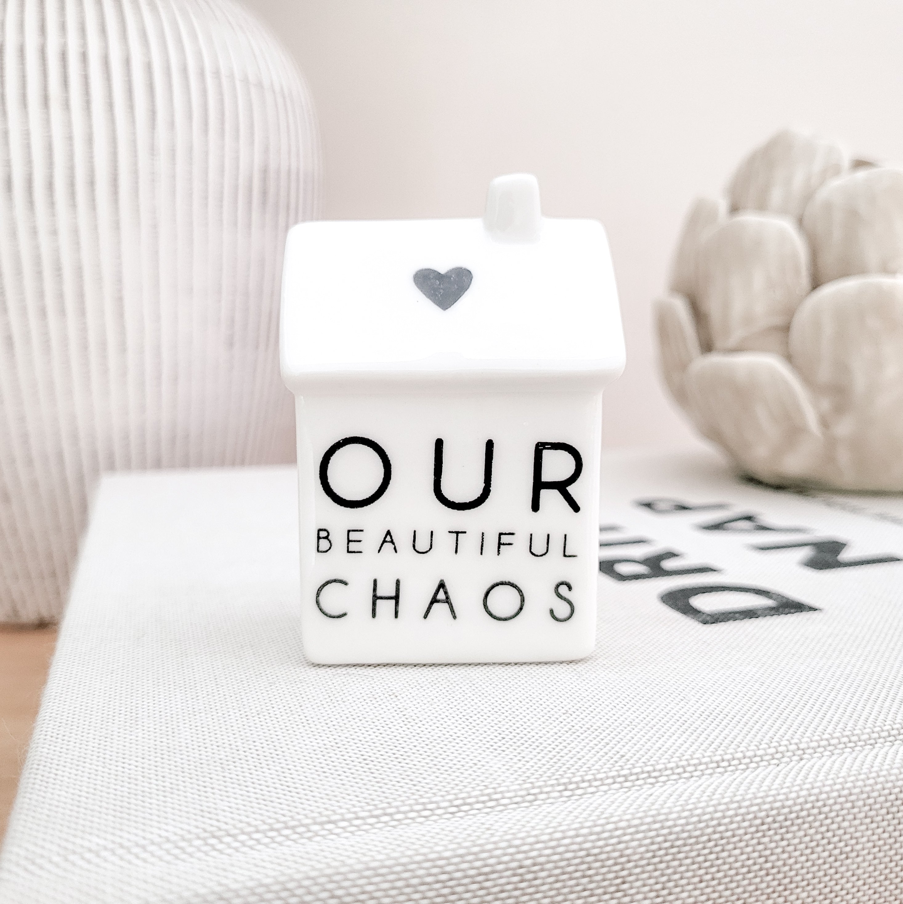 Mini Porcelain House Ornaments with Quotes 7cm