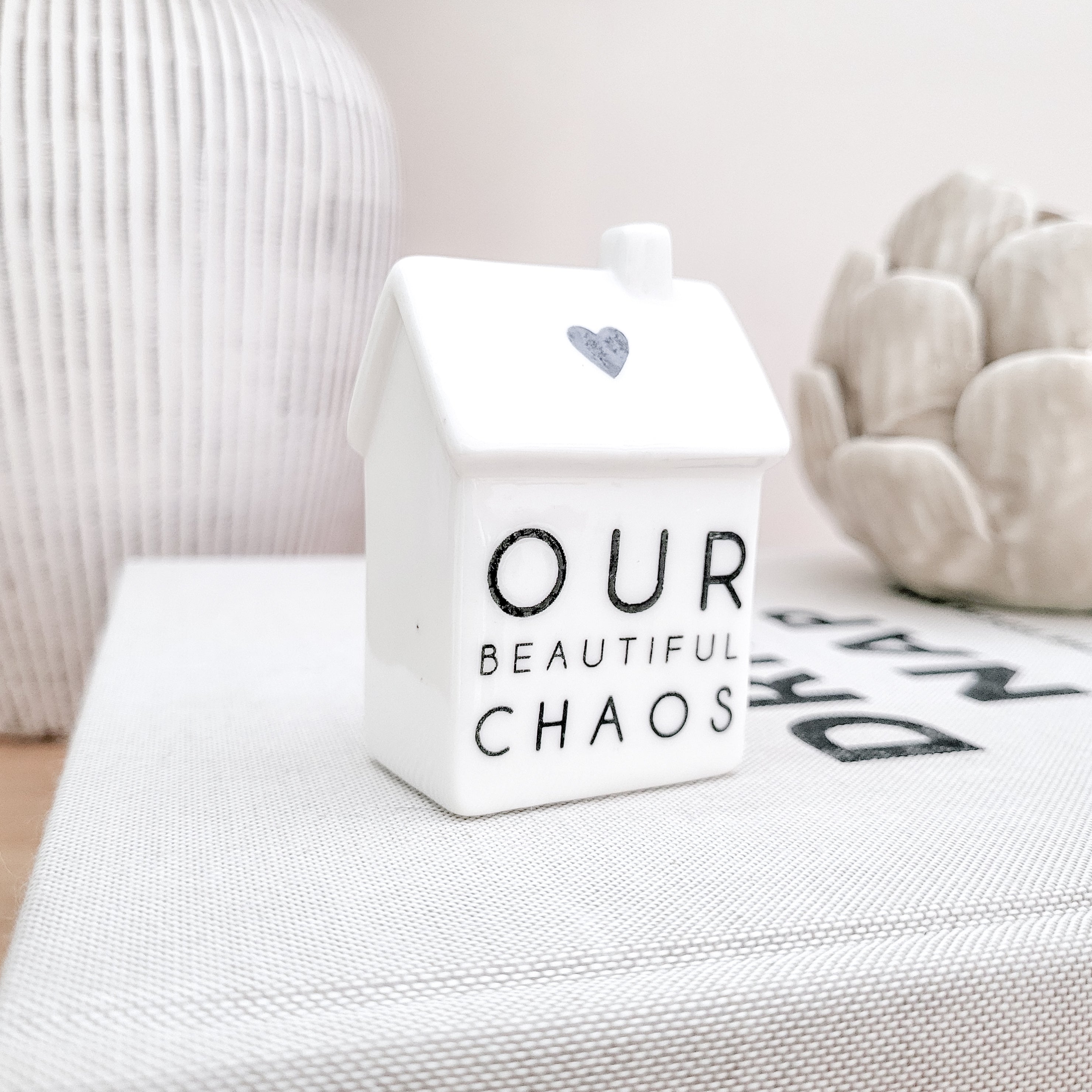 Mini Porcelain House Ornaments with Quotes 7cm