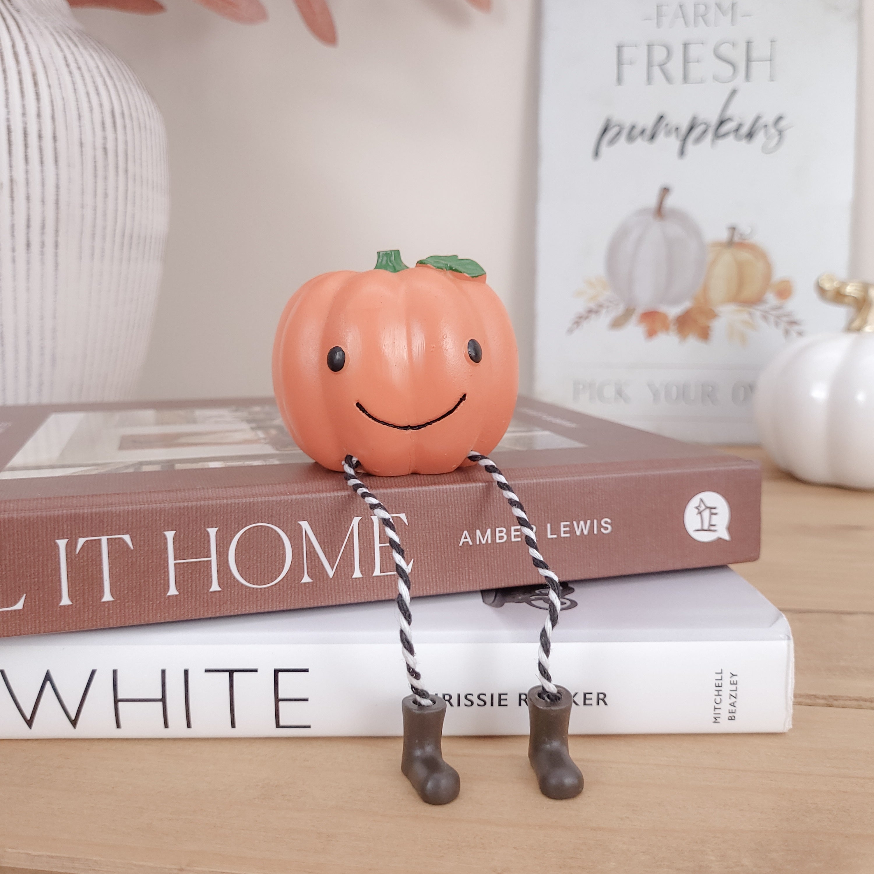 Smiling Pumpkin Shelf Sitter Ornament