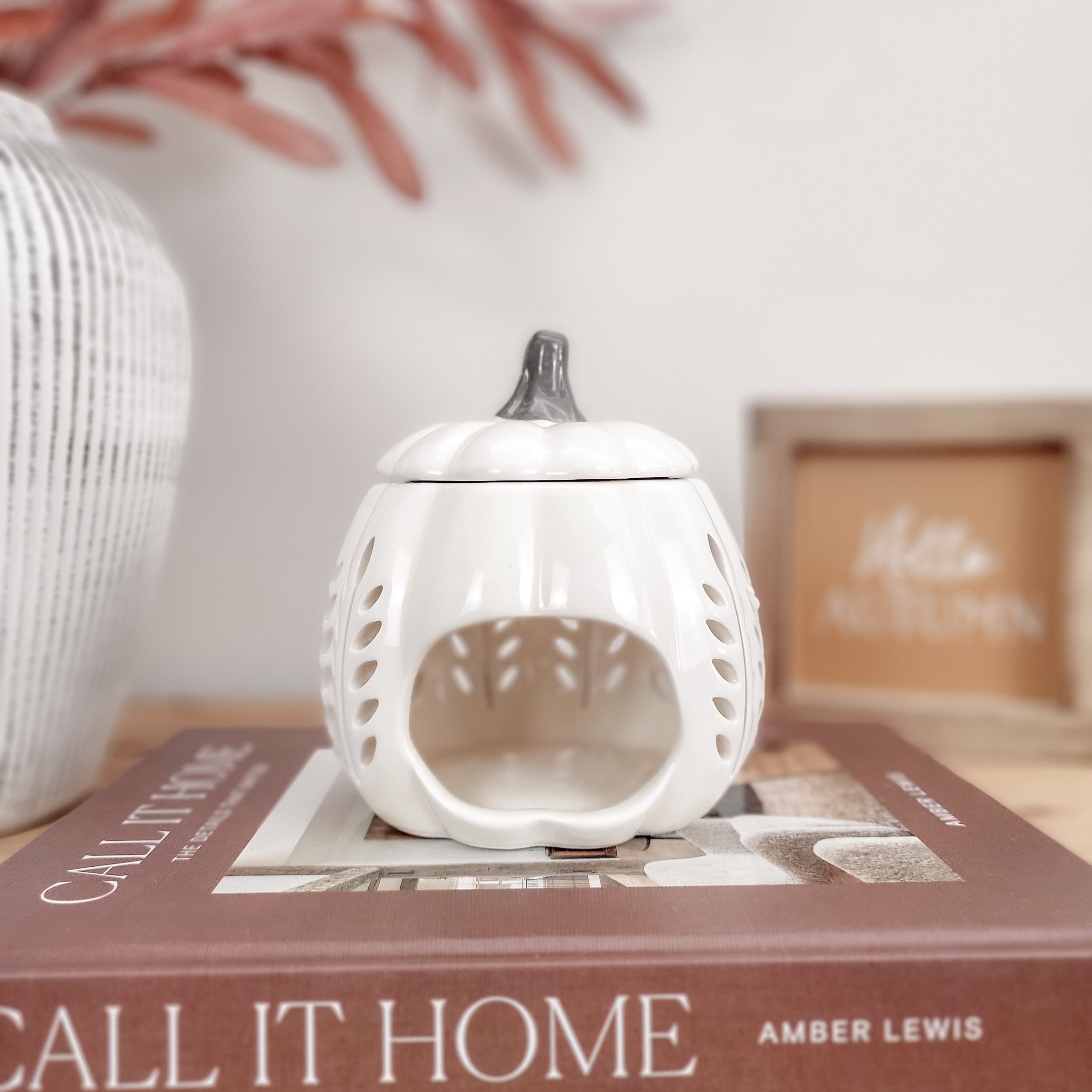 Cream Leaf Cutout Pumpkin Oil Burner