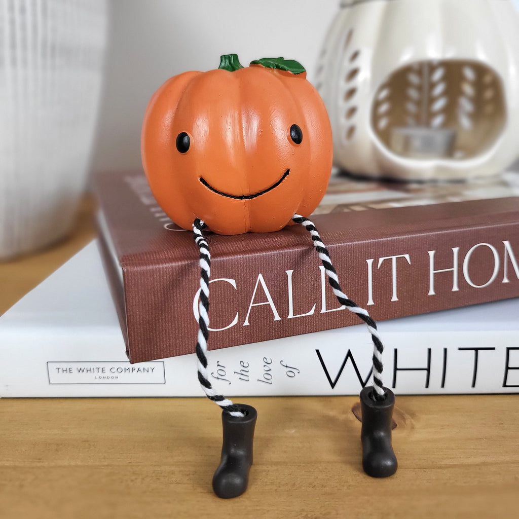 Smiling Pumpkin Shelf Sitter Ornament