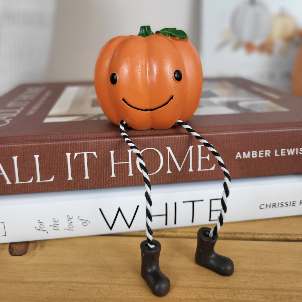 Smiling Pumpkin Shelf Sitter Ornament