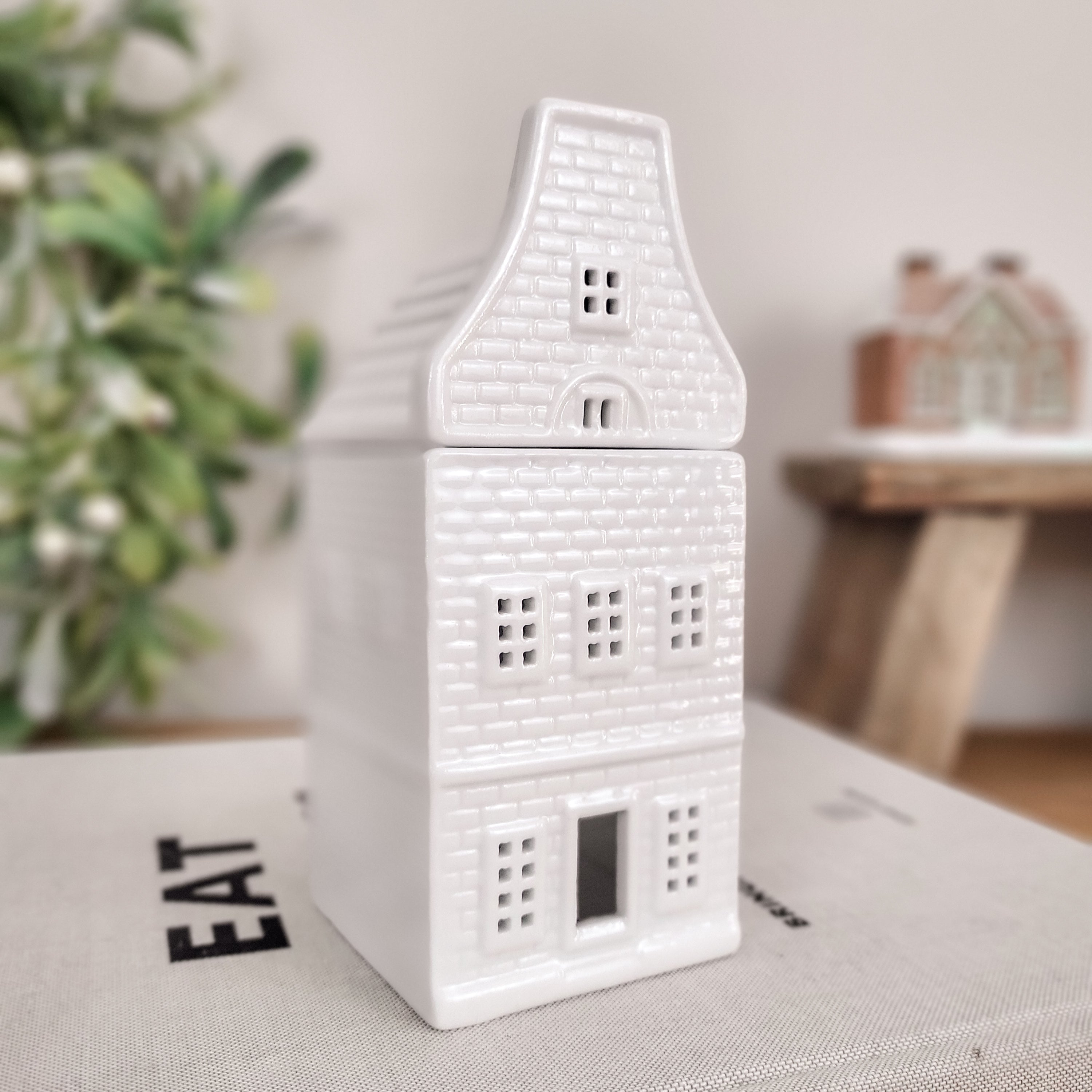 Nordic House Oil Burner