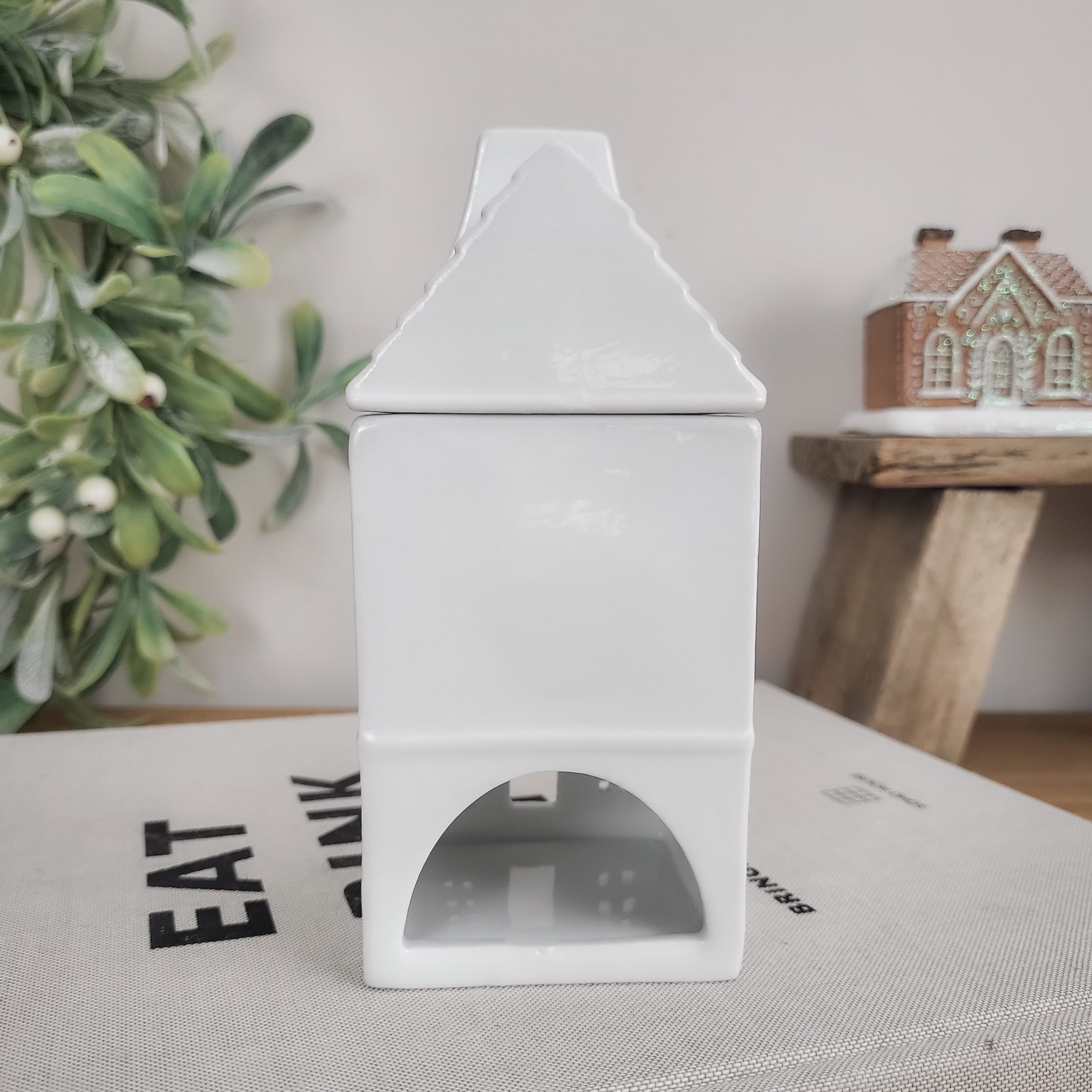 Nordic House Oil Burner