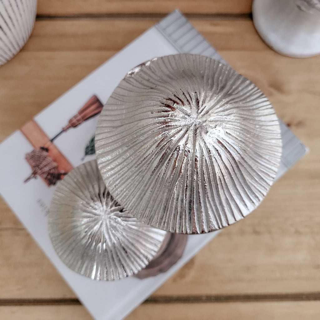Mango Wood Metal Cap Mushrooms