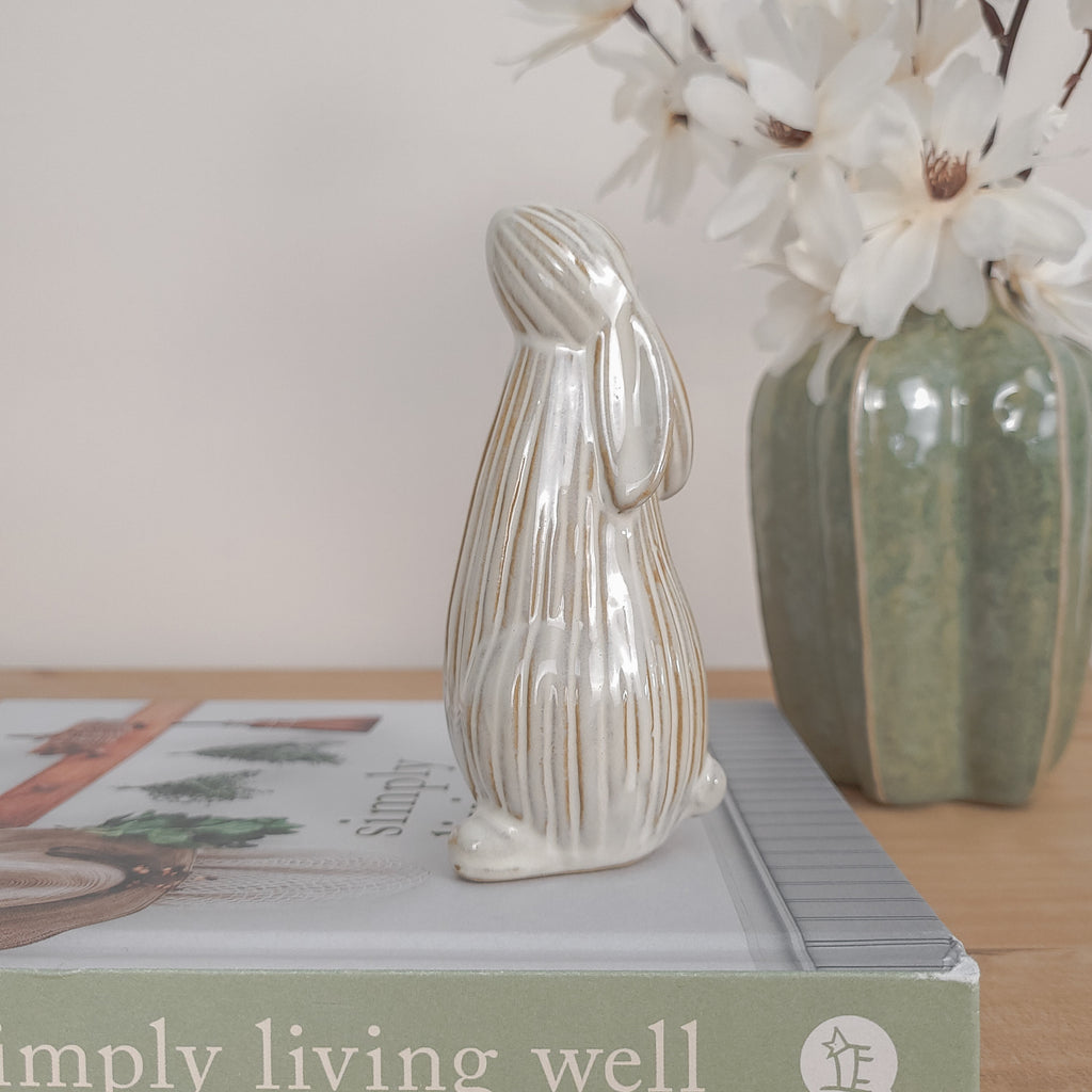 Beige Ribbed Bunny Ornaments