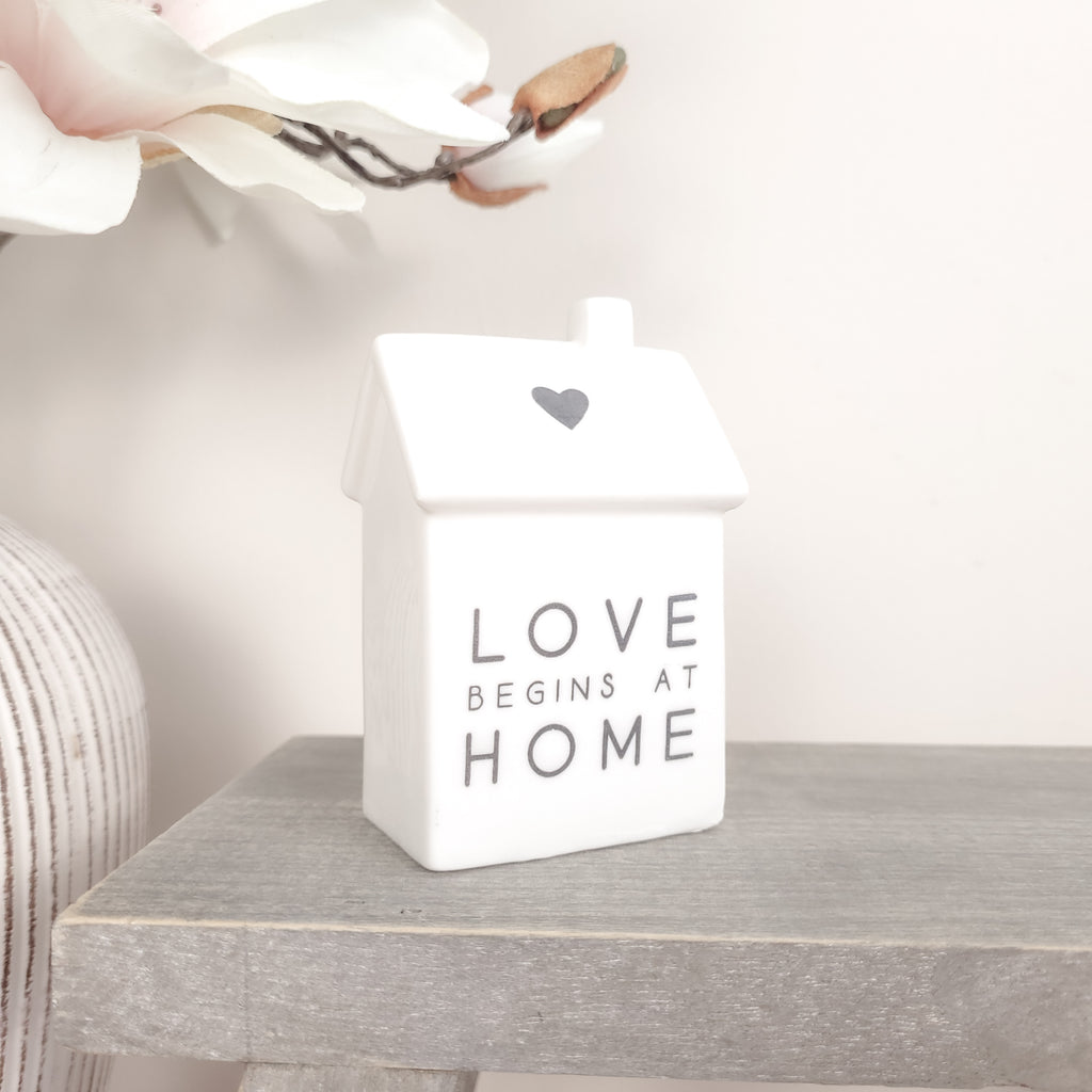 Small Porcelain House Ornaments with Quotes 9cm