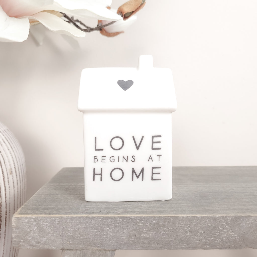 Small Porcelain House Ornaments with Quotes 9cm