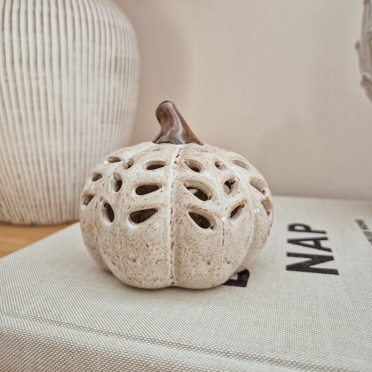 Beige Speckled LED Ceramic Pumpkin Ornament (Copy)